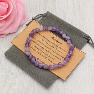 DREAM AMETHYST Bracelet Stretch Fit Fait à la main avec sac cadeau et carte Pierre précieuse en cristal 6 mm