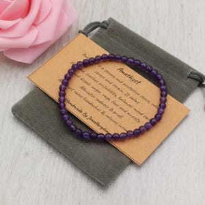 Bracelet extensible en améthyste fait main avec sac cadeau et carte, pierre précieuse en cristal de 3,5 mm
