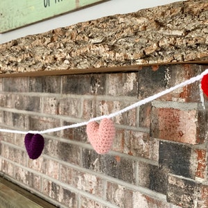 Valentine’s Day Crochet Heart Garland