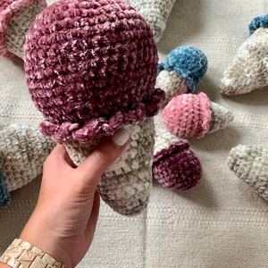 Velvet Ice Cream Corne - grand, crochet