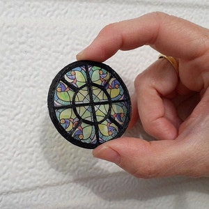 Window glass stained round Miniature. Dollhouse scale. Custom size and more models available