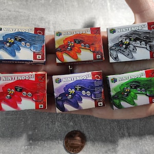 N64 Funtastic Color Series, Miniatuur dozen collectie. Ambachtelijk handgemaakt. Schaal 1:12