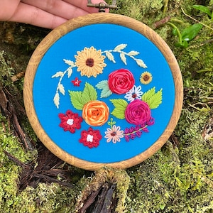 Joyful Blooms Embroidery Stickmuster Vorlage, Materialanleitung, DMC-Farbanleitung, Stichkarte. Hand Stickmuster Video Anleitung