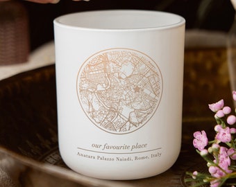 Geschenk für die Frau – Teelichthalter „Beliebige Karte“ mit Kerzen – Kerzenhalter mit Gravur als Andenken