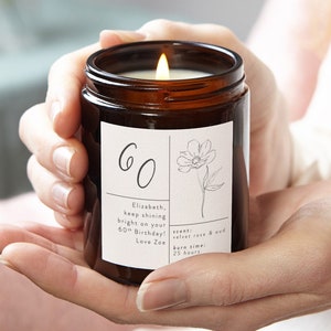 Candela floreale personalizzata per il 60° compleanno, regalo di compleanno per un'amica, regalo di compleanno per lei