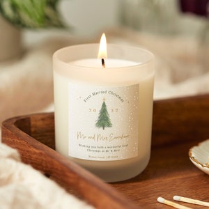 Cadeau pour les jeunes mariés, cadeau de Noël pour un premier mariage, bougie parfumée de Noël personnalisée - cadeaux personnalisés