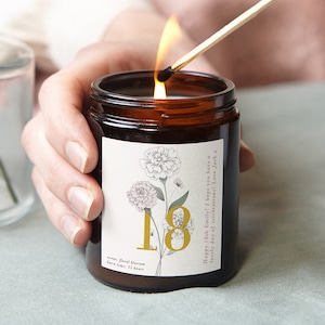 18th Birthday Gift Floral Personalised Candle, Birthday Gift for Friend, Birthday Gift for Her- Personalised Gifts