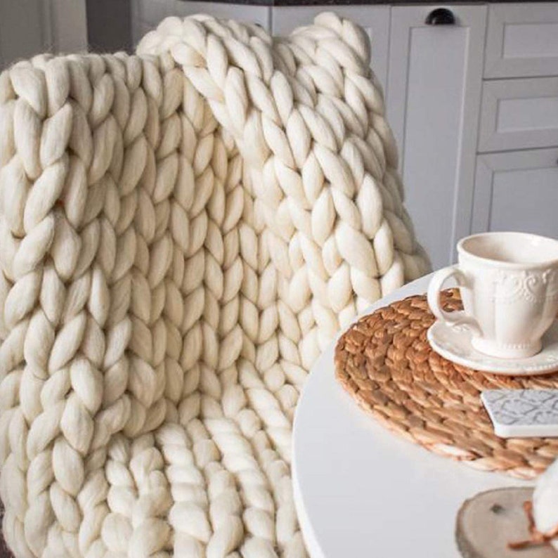 Beige, Chunky Knit Blanket Handmade Knitting Warm Knitting Throw Blanket Handmade Knitting different Dimensions Bild 5