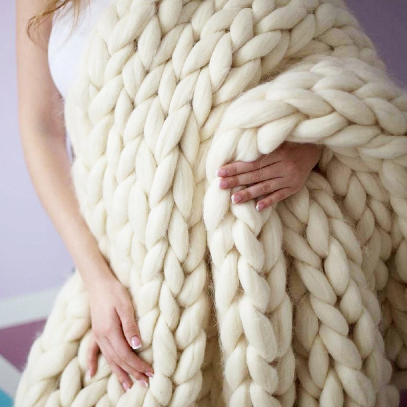 Beige, Chunky Knit Blanket Handmade Knitting Warm Knitting Throw Blanket Handmade Knitting different Dimensions Bild 4