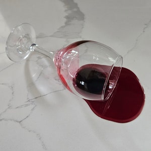 Spilled Red Wine Prank / Prop