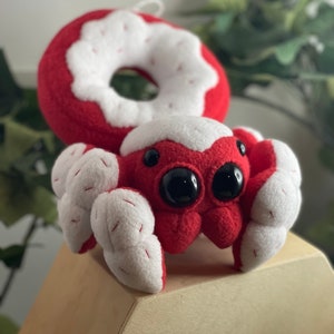 6” donut spider plushie