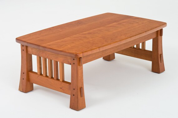 Stickley 2024 cocktail table