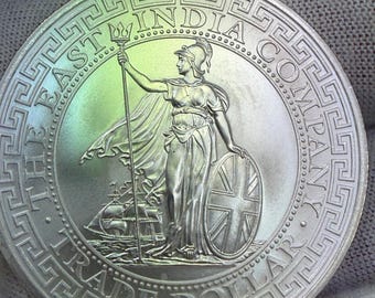 Dólar comercial británico de Santa Elena de 2018, reedición, 1 onza, plata 999, brillante, sin circular.