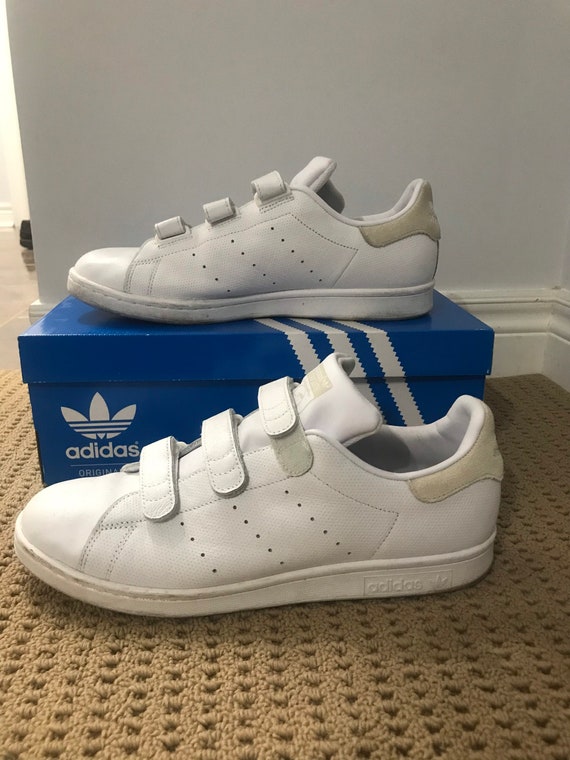 stan smiths size 10