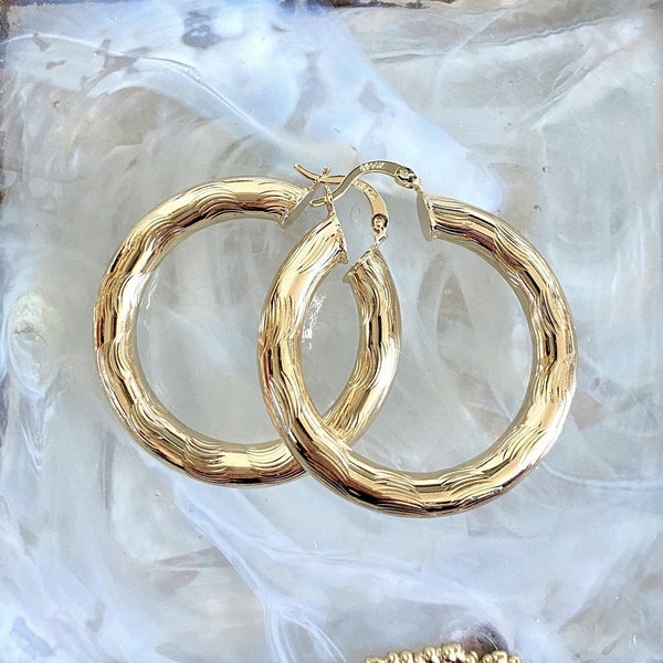 Chunky Everyday Gold Hoops, Trendy Gold Hoops, Textured Medium Hoops, 40MM Gold Hoop Earrings, 1.5 Inch Hoops, Chunky Diamond Cut Hoops