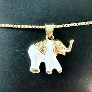 Colar com pingente de elefante branco dourado, colar com pingente de animal da sorte, presente para amantes de elefantes, joias com elefante, colar com pingente de elefante indiano