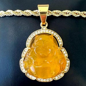 Collar con colgante de Buda amarillo anaranjado, collar de Buda dorado para hombre y mujer, cadena de Buda, joyería de Buda, collar con dije de Buda sonriente de buena suerte