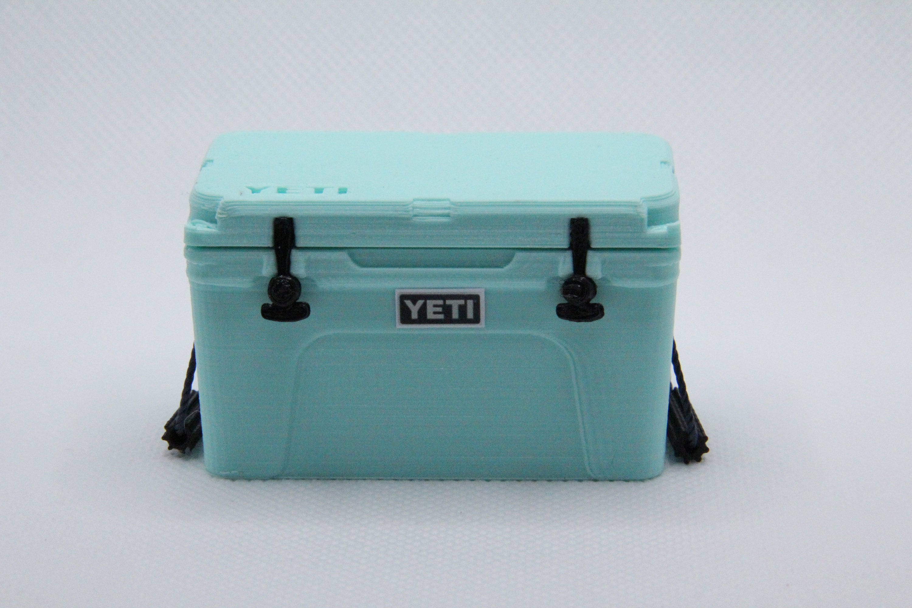 1/10 Scale YETI Cooler SCX10 1:10 Icechest Mini Two Tone Colors 