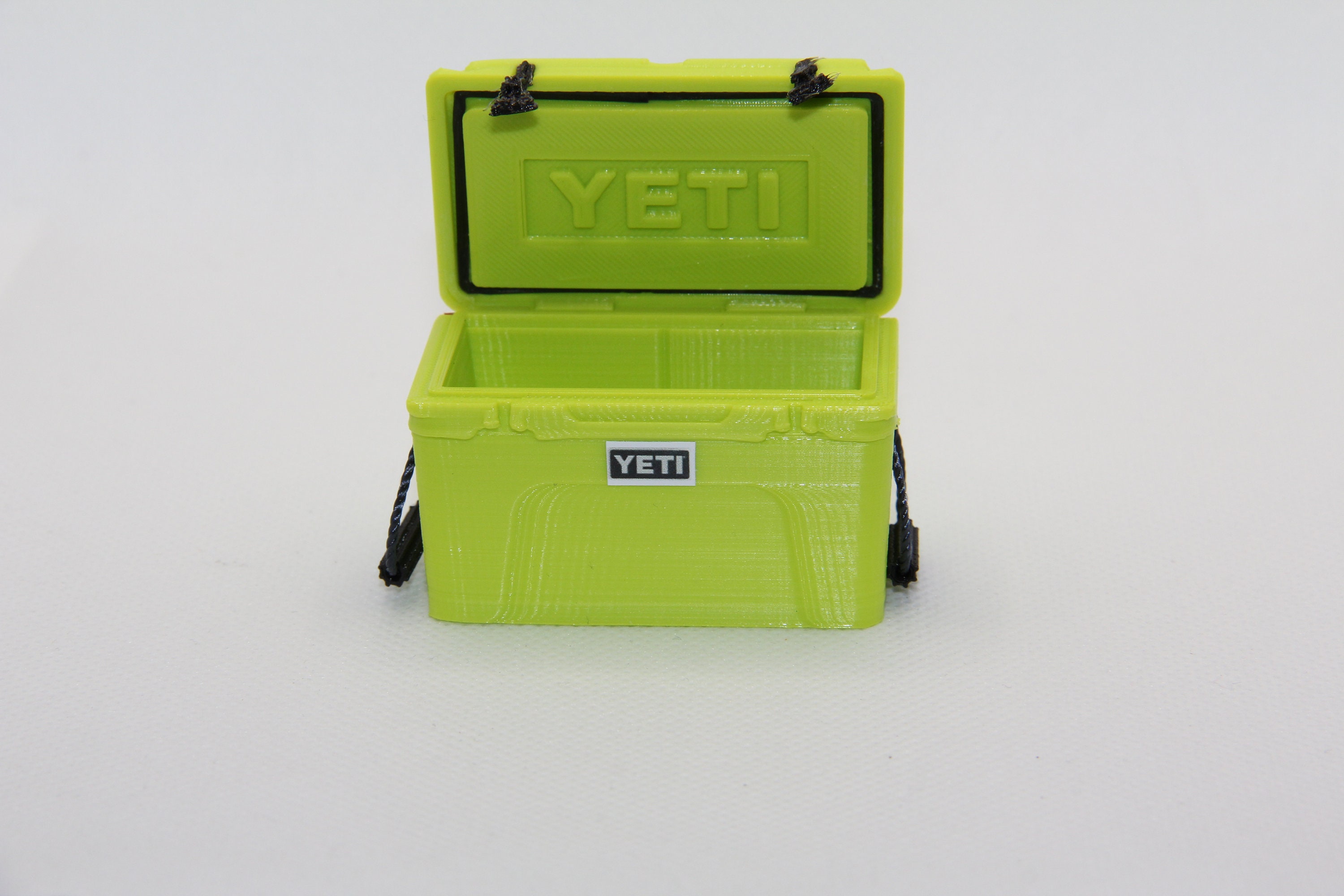 1/10 Scale YETI Cooler SCX10 1:10 Icechest Mini Two Tone Colors -   Israel