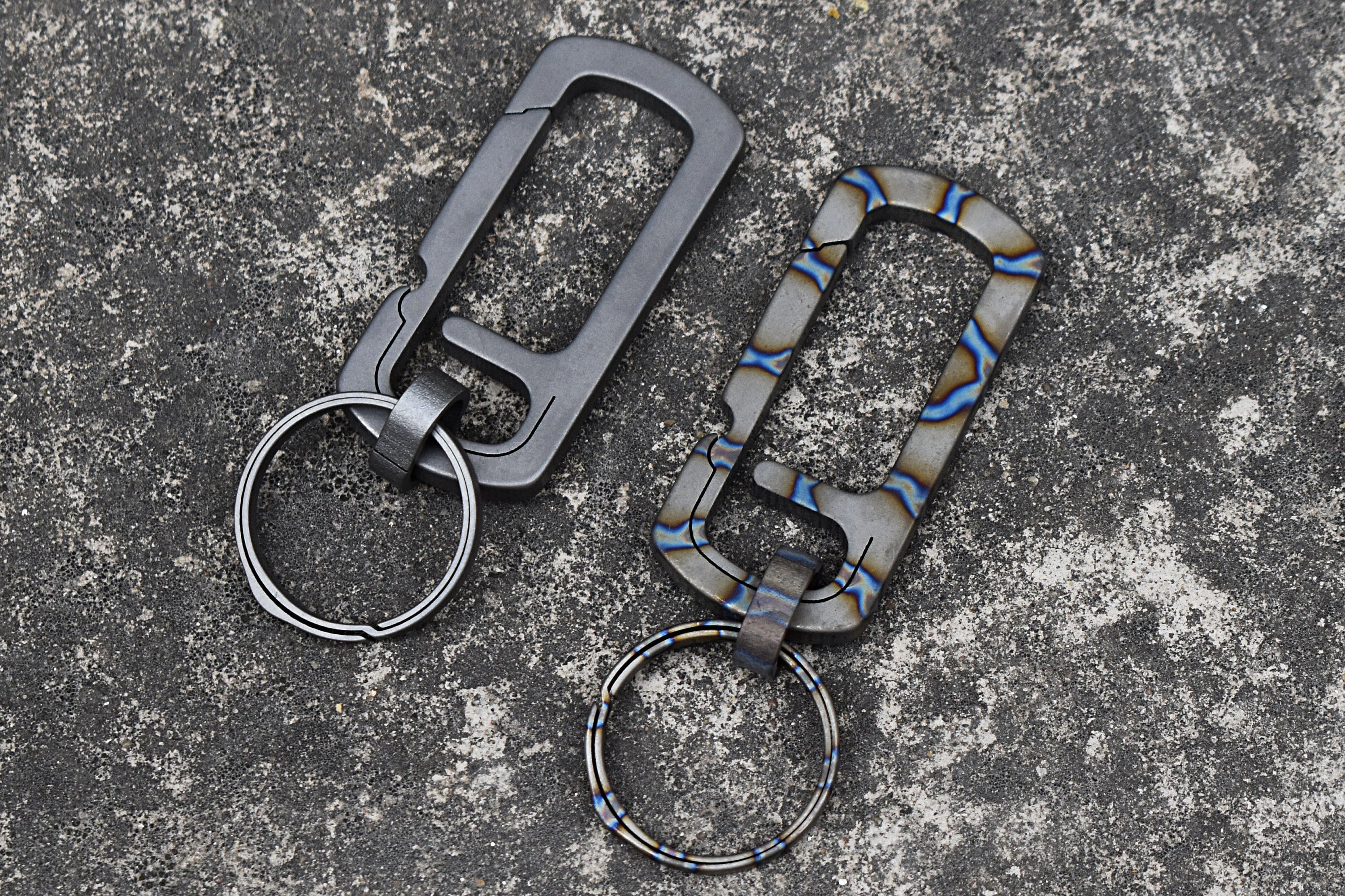 Titanium Quick Release Keychain, Upgraded Detachable Key Ring Key Holder  with 2 Key Rings UIInosoo Pull Apart Keys Easily