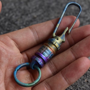 Porte-clés en titane à détachement rapide