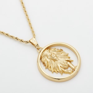 Eternal Rose - 24k Gold Plated Zodiac Collection - Eternally Leo
