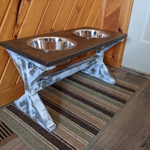 Farmhouse Dog Feeder