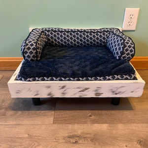 Rustic Dog/Cat Bed