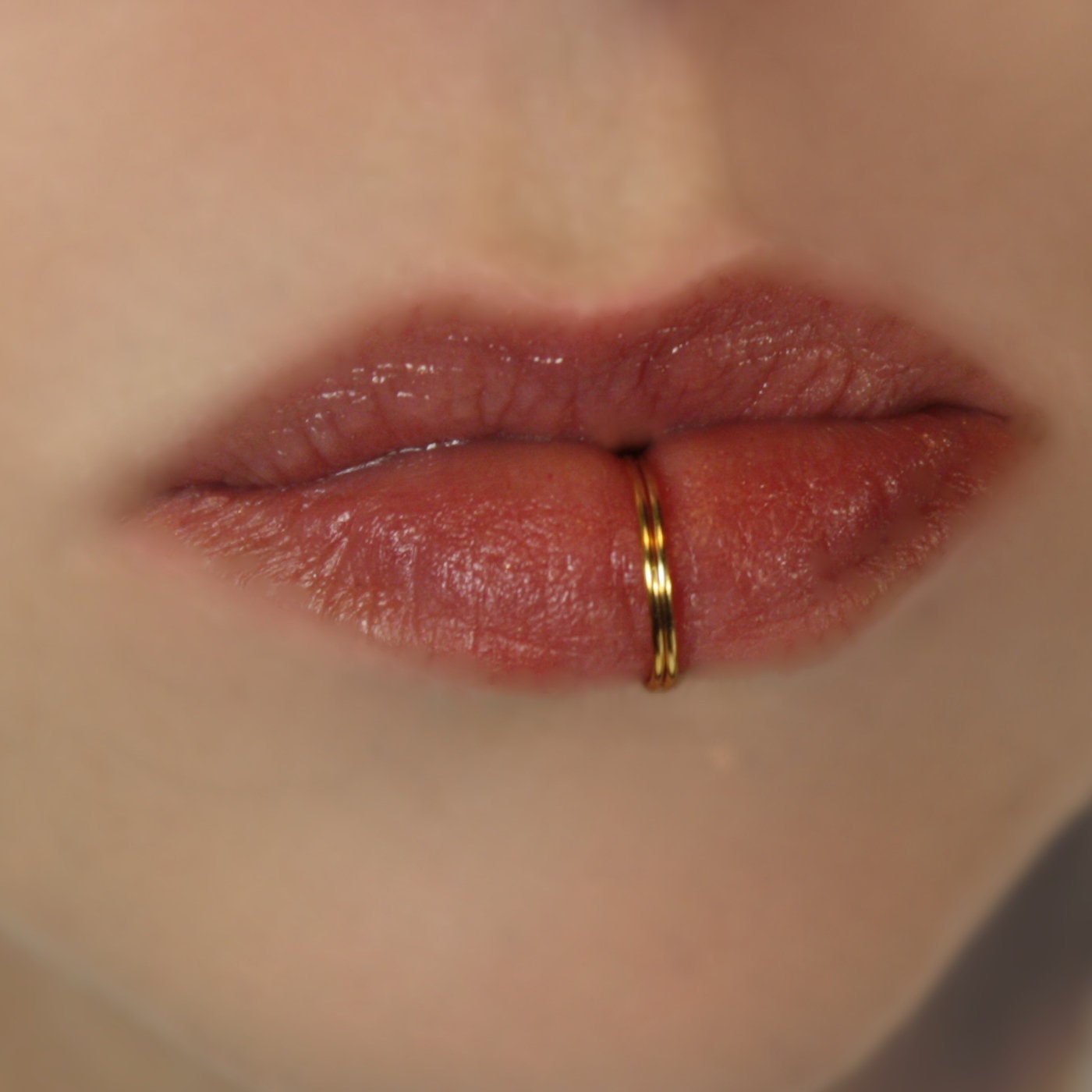 OUFER Body Piercing Labret Stud Oro 6/8/10/12mm Push-in Lip Bars Titanio Helix Tragus Earring Piercing Gioielli 16G Tragus Helix Lobe Lip Piercing Bars