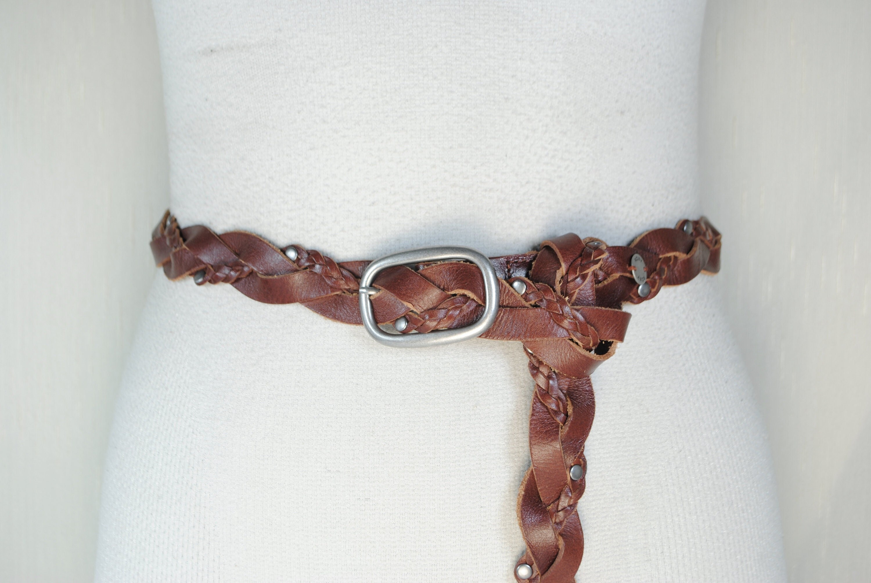 Maroon Brown Braided Belt, Vintage, ROXY, Rounded Silver  display picture 1