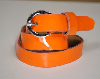 Cinturón de cuero naranja charol para mujer, hebilla plateada, cinturón de cintura alta, cuero genuino, cinturón vintage Y2K para niños, XXS XS Tamaño 21 22 23 24 25