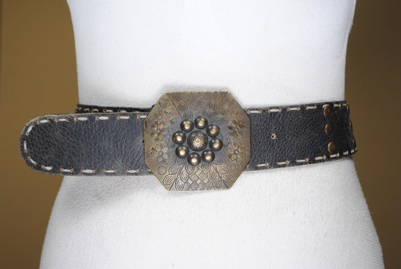 Engraved Floral Brass Buckle, Black Leather Belt, Boho for  display picture 1
