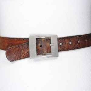 Brown Embossed Belt, Tan Tooled Thick leather, 70s Vintage Distressed Belt, Heavy Duty, Western, Rare, Hippie floral, Size 24 25 26 27 28 29