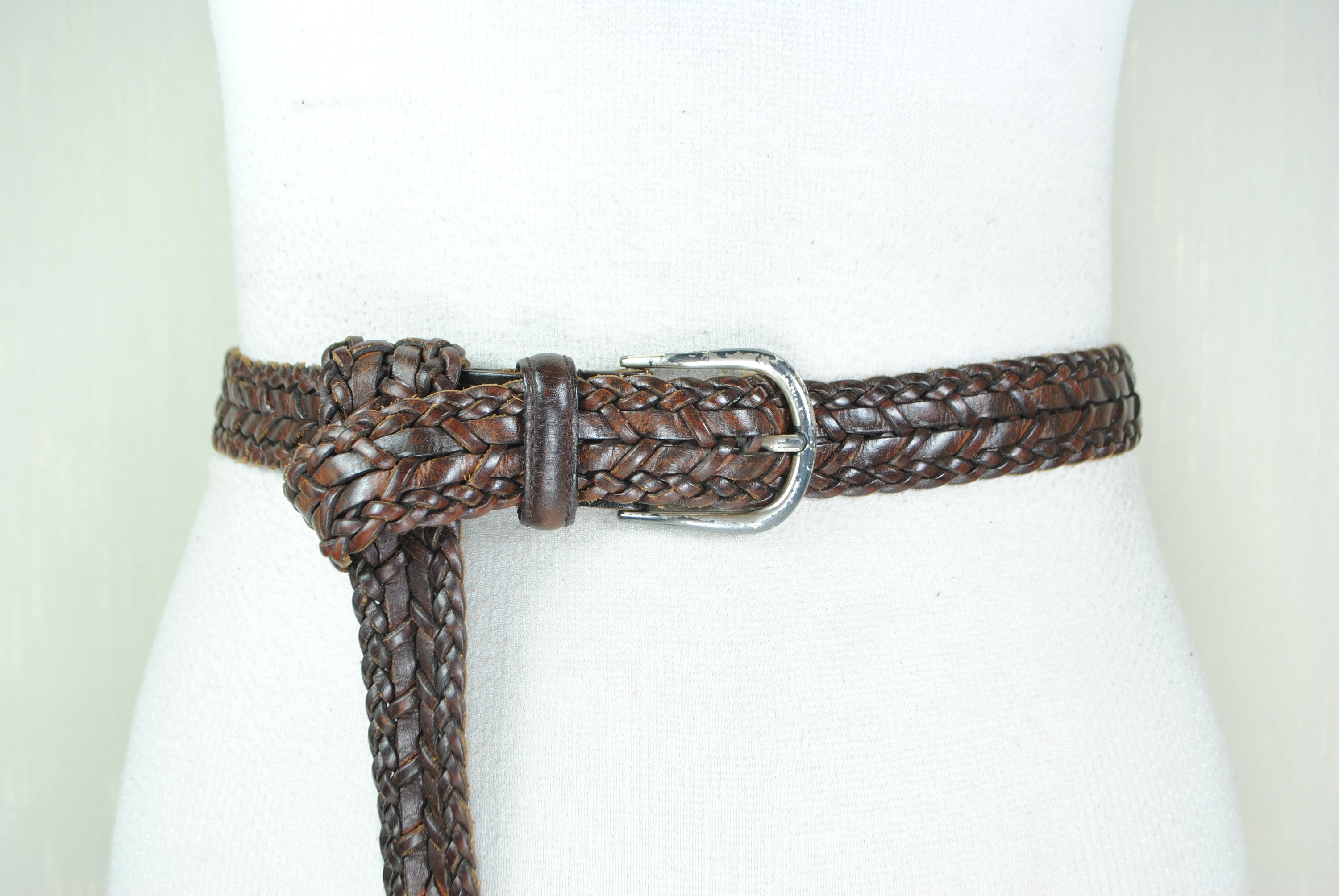 DKNY Epic hand-hammered brass monogramed buckle, Brown woven leather belt. P/S Brown Leather Belts | Dark & Light Browns | Silver & Brass  main image 4