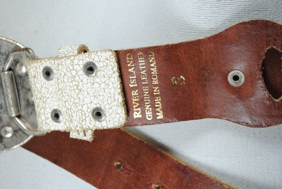 Y2K Vintage Hip Belt, Chunky Floral Buckle, Wide White  display picture 2