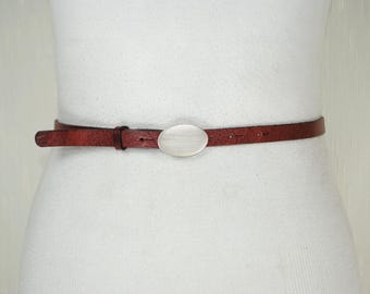 29”-33” TALBOTS Italian Skinny Red Leather Belt With Silver  display picture 2