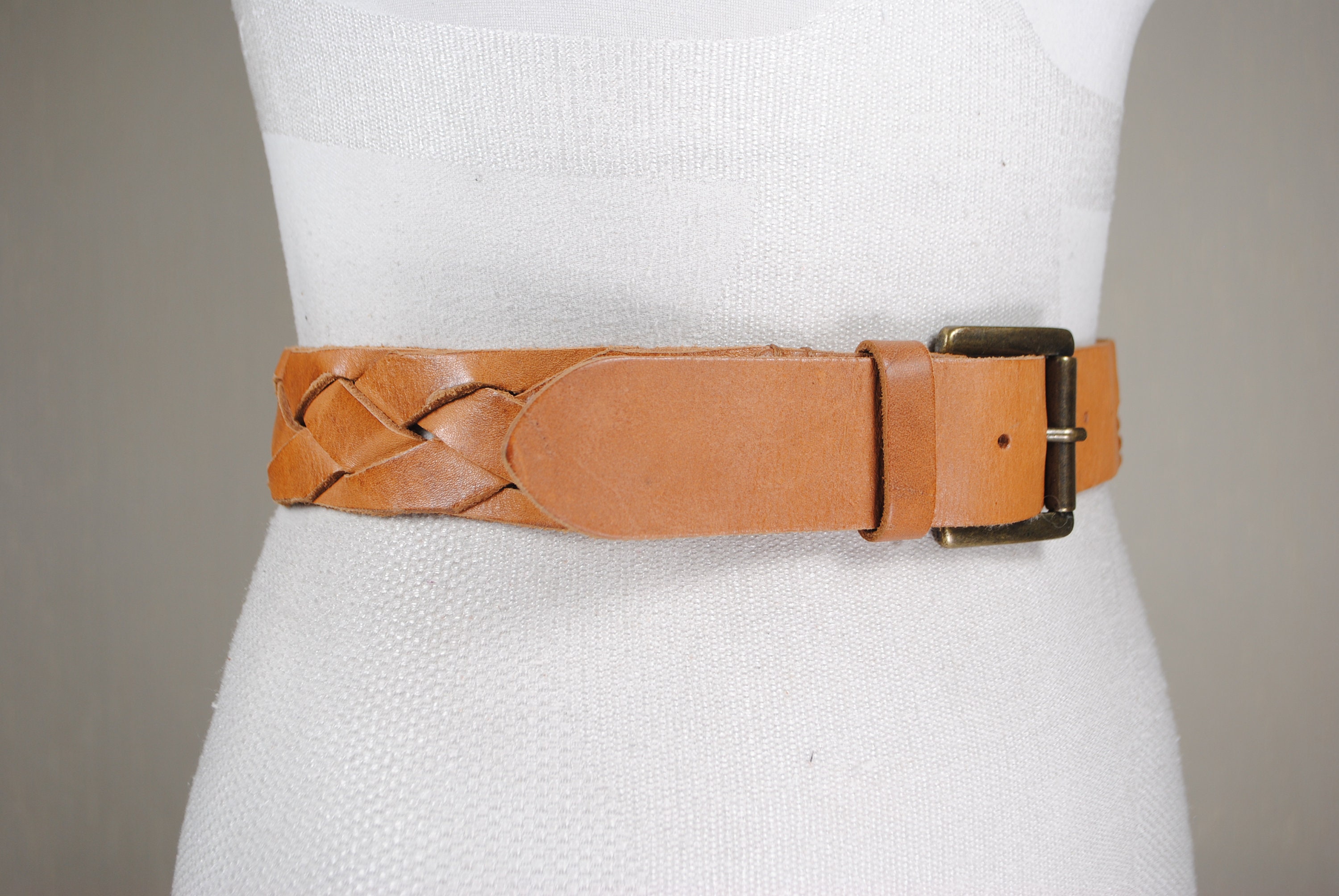 Vintage Braided Belt Brown Tan Brass Buckle Boho Cottagecore Plus Size Vintage Wide Woven Tan Brown Leather Belt Braided Solid  main image 2