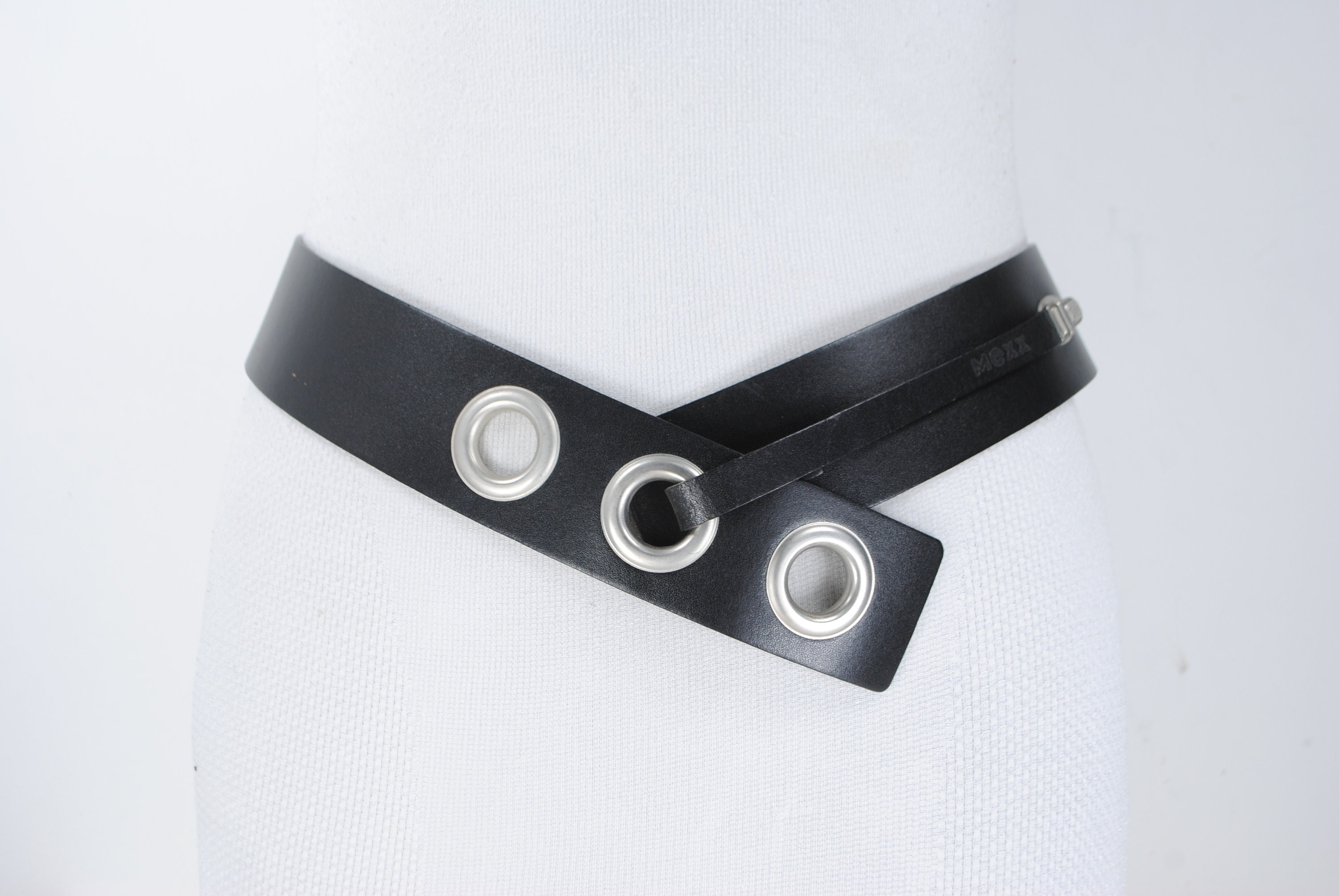V-shaped Riveted Belt, Black Leather Belt for Women, MEXX Belt