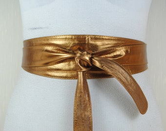 Cintura Obi in ottone metallizzato, corsetto in oro antico da donna, cintura in vera pelle, cintura a vita alta, cintura con accento vintage anni '80, stile Y2K, discoteca