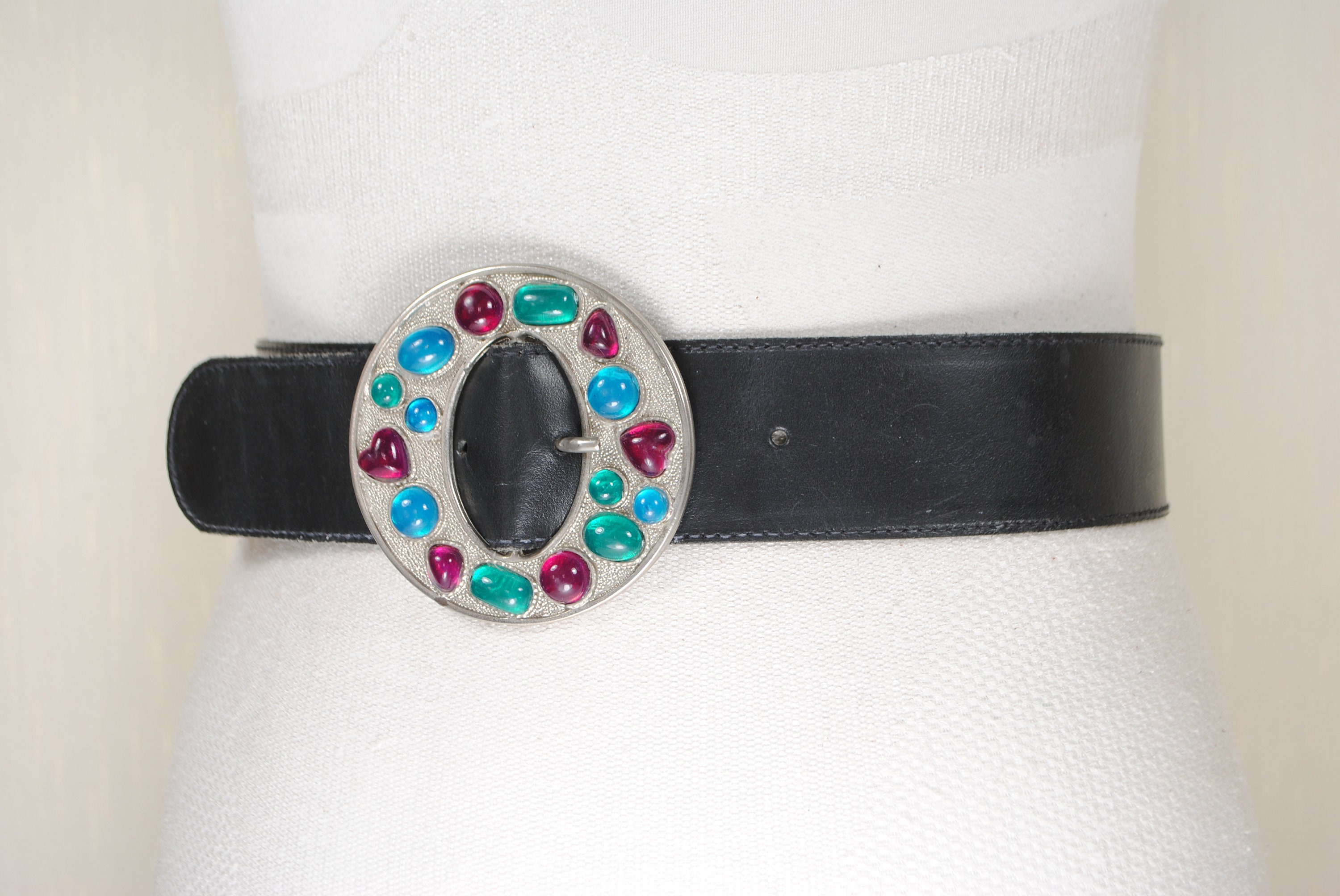 Vintage Silver Stretch Belt Emerald Green Marbled Cabochon Cinch Belt Skinny Green Vintage Belts for sale | eBay main image 2