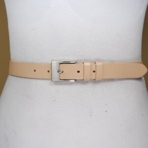 MEXX Beige Leather Belt, Old Money, Quiet luxury, for Women, Silver Buckle, 90s Minimalist belt, Y2K Vintage Size 28 29 30 31 32