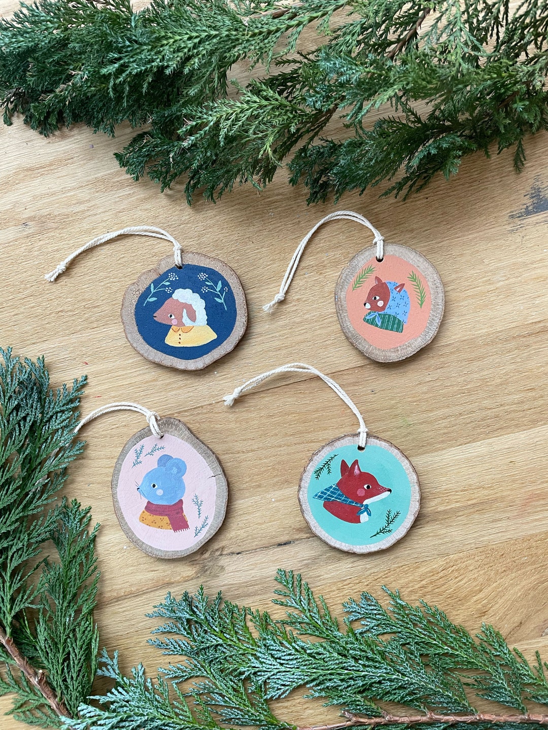 Set 24 Addobbi Natalizi In Legno, Ciondoli Per Albero 3-4 Cm, Con Cordino, Personaggi Babbo Natale, Pupazzo E Angelo, Per Decorazioni Fai Da Te