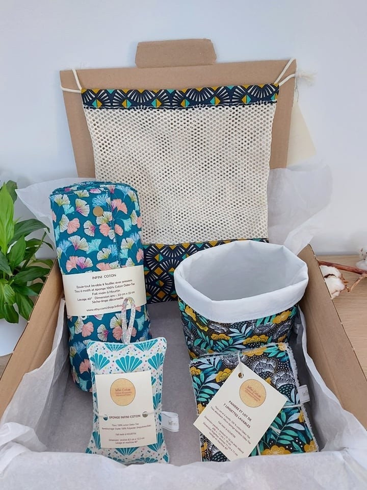 Box Zéro Déchet Comprenant 1 Essuie-Tout 8 Feuilles, Panière et Lot de 7 Lingettes, Sac Filet Eponge