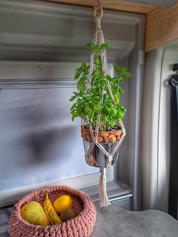 Makramee Blumenampel , Pflanzenhänger , Boho Aufhänger, Wohnmobil Deko , Camper - Blumenampel