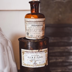 Vintage Carlo Erba Apothecary Bottle - Antique Pharmacy Glassware for Collectors & Decor