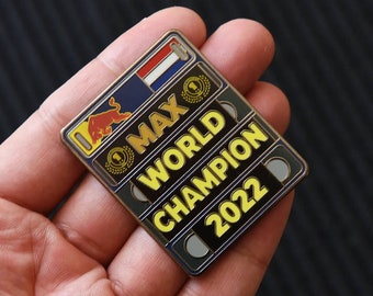 2022 F1 World Champion 3-Pin Bundle Set