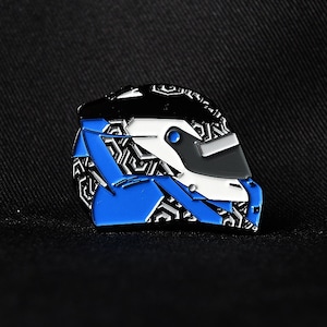 Valtteri Bottas Helm F1 Emaille Pin, Rennhelm
