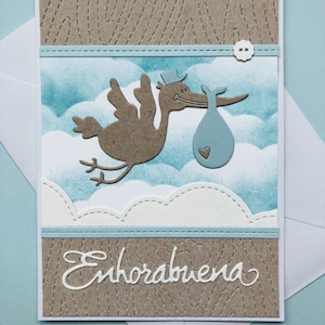 Carte postale de vœux faite à la main félicitations naissance bébé garçon ou fille avec cigogne en relief