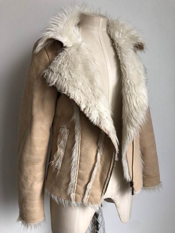 Y2K Vegan Cream Beige Suede Leather and Fur Jacket From MEXX Y2K Vegan Cream Beige Suede Leather and Fur Jacket From MEXX