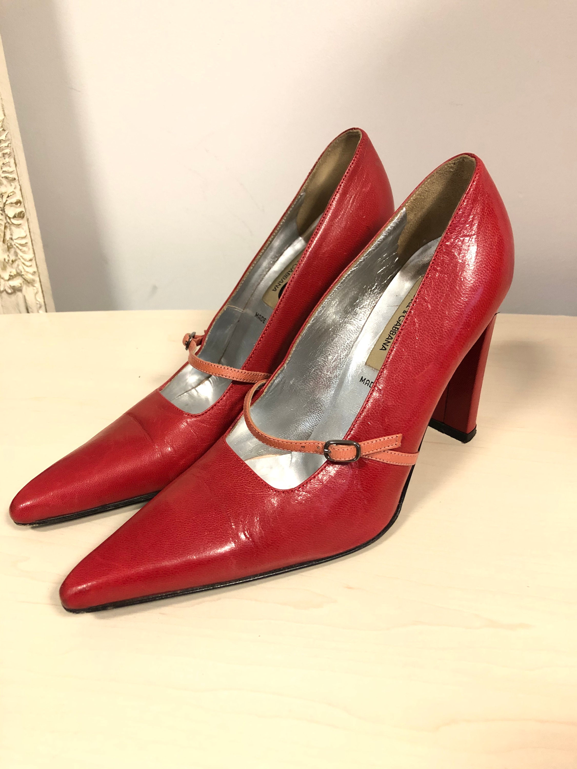 Escarpins Dolce & Gabbana Rouge Daim - Talons Aiguilles, Pointure 37, Occasion